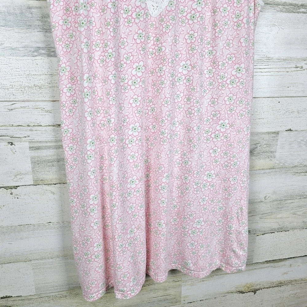 VTG Laura Ashley Nightgown XL Pink Floral Crochet Lace Coquette Cottagecore